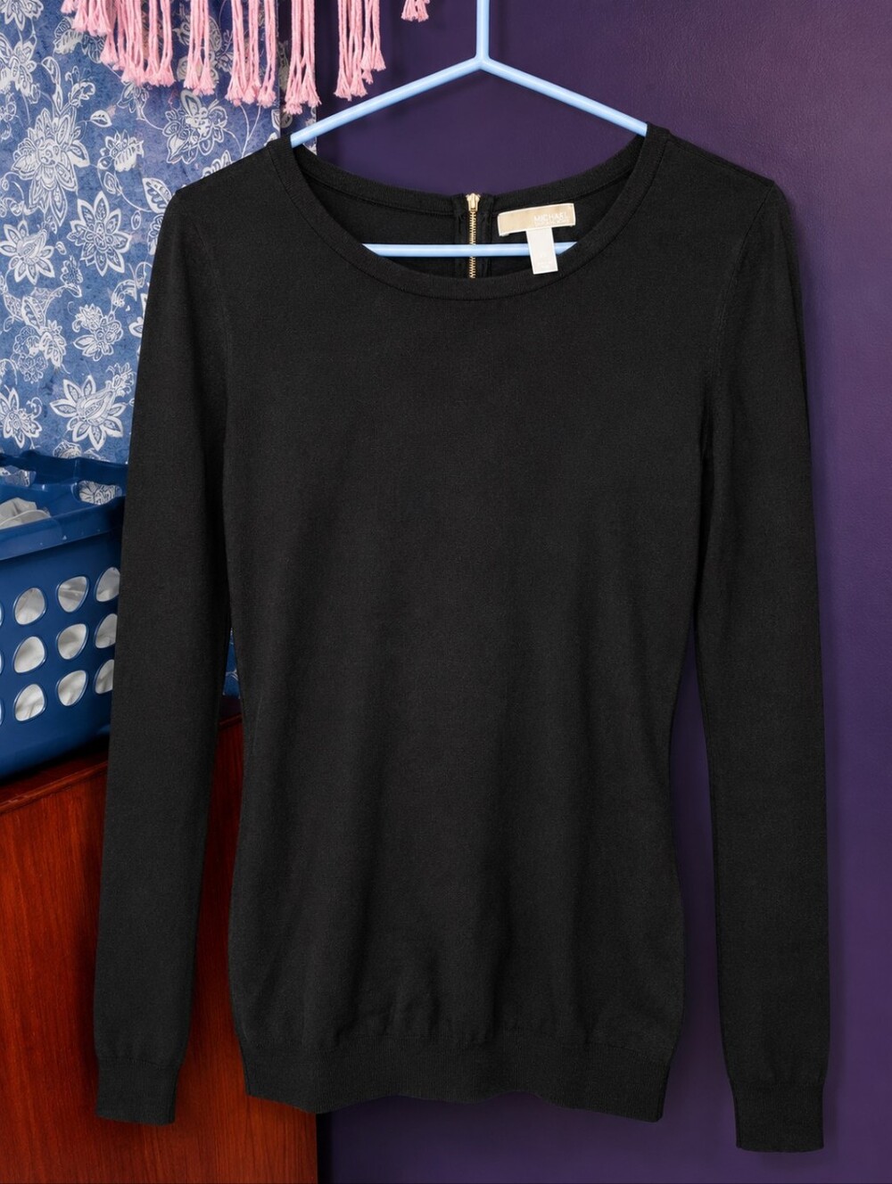 Banana Republic Black Long-Sleeve Crewneck Sweater